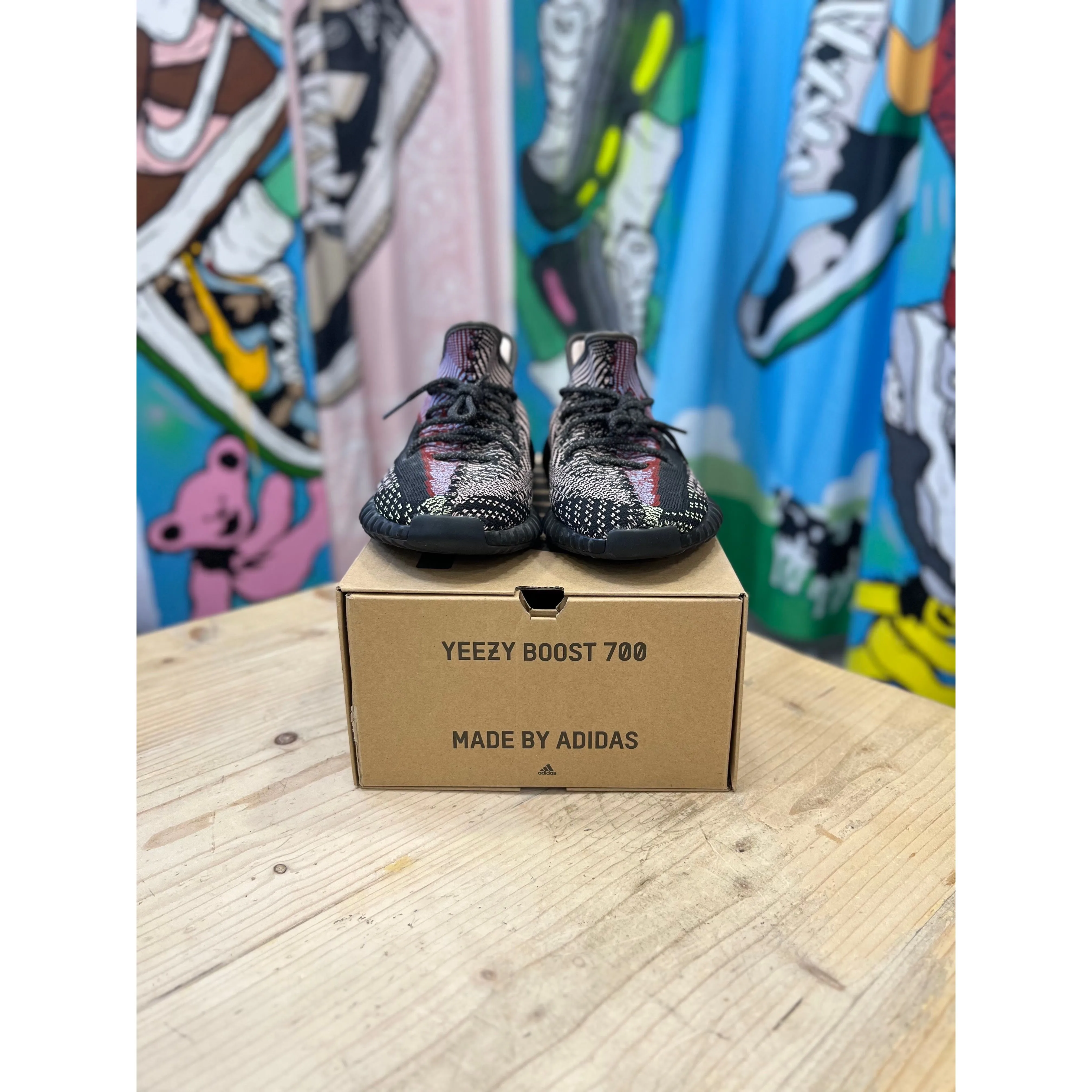 Yeezy 350 Yecheil UK 10